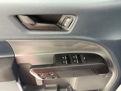 Used 2025 Ford Maverick XL FWD image 27