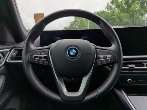 Used 2023 BMW i4 eDrive35 w/ Premium Package RWD image 22