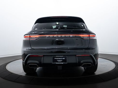 New 2025 Porsche Macan image 6