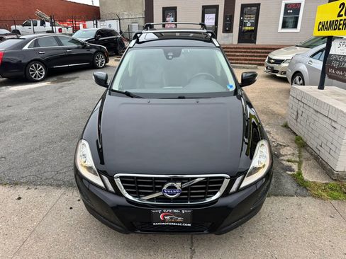 Used 2013 Volvo XC60 T6 AWD/4WD image 9