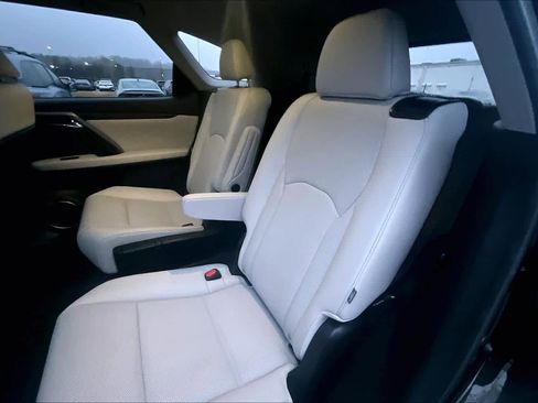 Used 2021 Lexus RX 350L Premium w/ Premium Package image 19