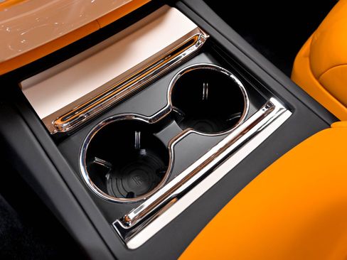 Used 2022 Rolls-Royce Phantom Sedan w/ The Phantom Package RWD image 87