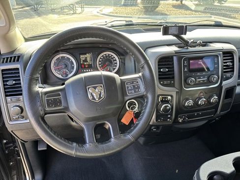 Used 2017 RAM 1500 Tradesman w/ Chrome Appearance Group image 15