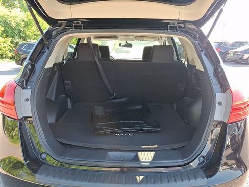 Used 2015 Nissan Rogue S w/ Convenience Package AWD/4WD image 28