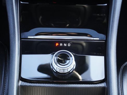 Used 2024 Jeep Grand Cherokee Altitude image 36