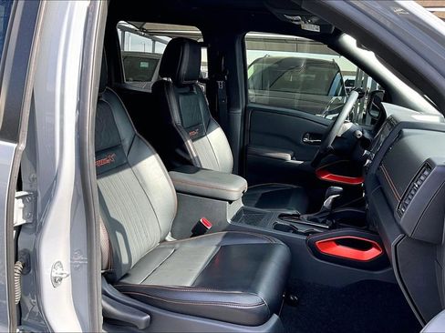 Used 2024 Nissan Frontier Pro-X w/ Pro Premium Package image 10
