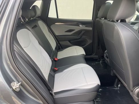 New 2026 Volkswagen Tiguan SE R-Line image 27