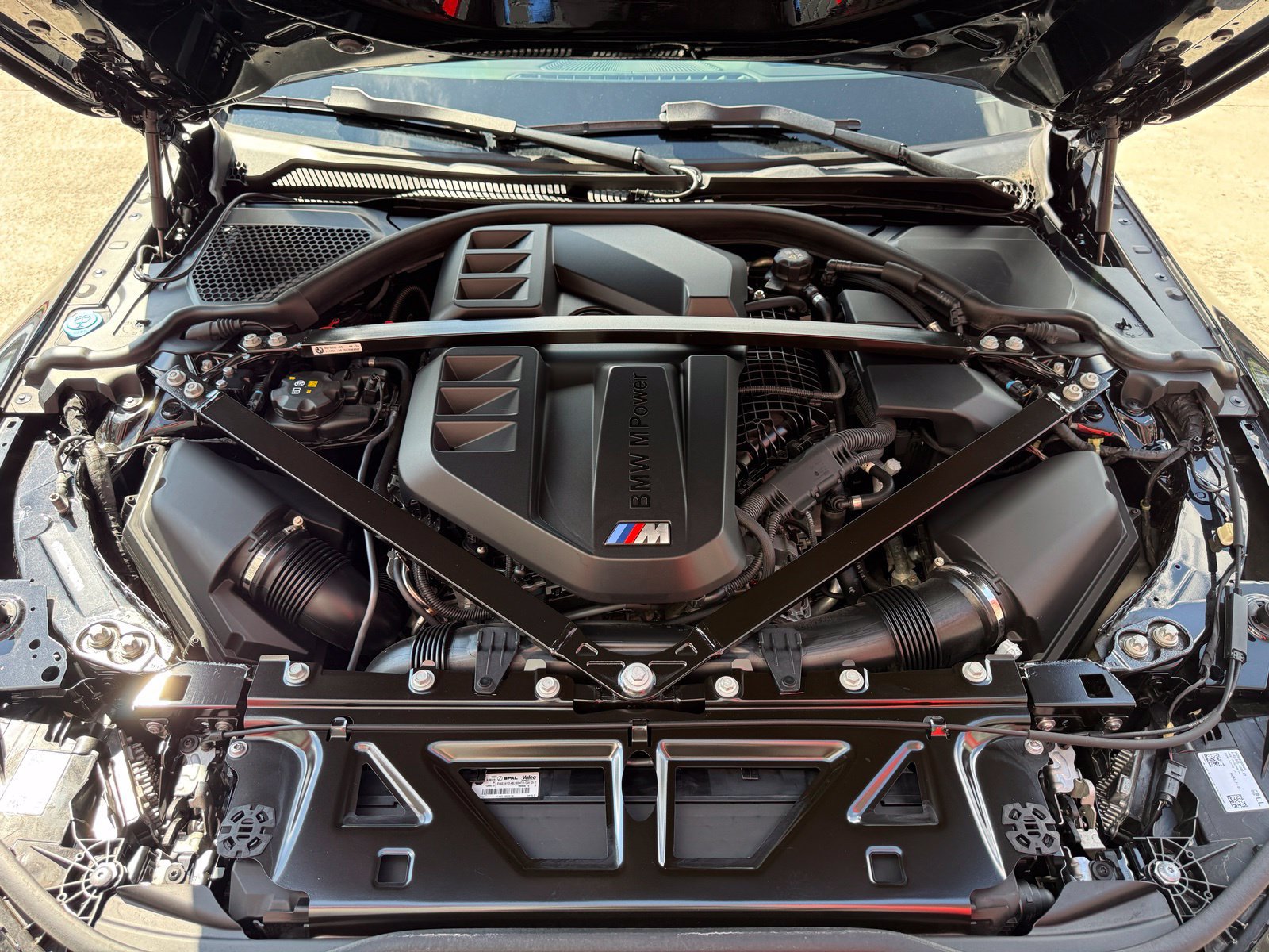 Used 2025 BMW M3 Competition w/ M Carbon Exterior Package AWD/4WD image 34