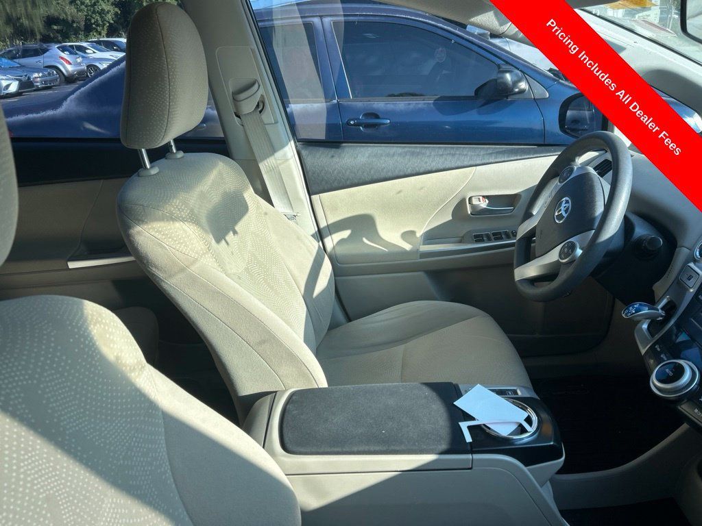 Used 2013 Toyota Prius V Two FWD image 3