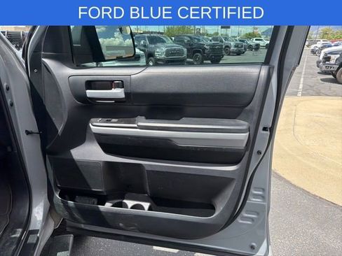 Used 2019 Toyota Tundra SR5 w/ TRD Off Road Package AWD/4WD image 33