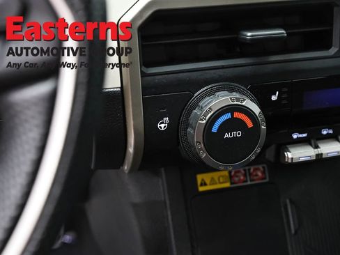 Used 2024 Toyota Tacoma TRD Sport w/ TRD Sport Upgrade Package AWD/4WD image 20