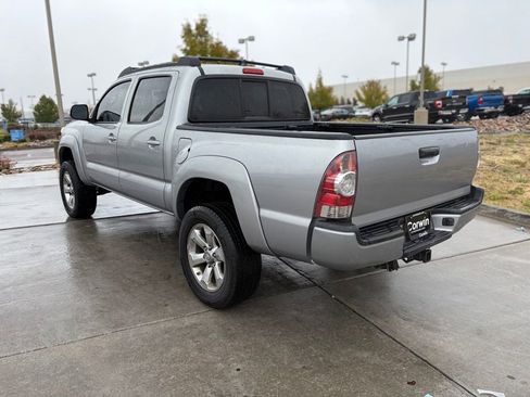 Used 2015 Toyota Tacoma 4x4 Double Cab w/ TRD Sport Package image 6