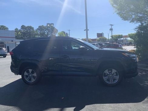 Used 2024 Toyota RAV4 LE image 9