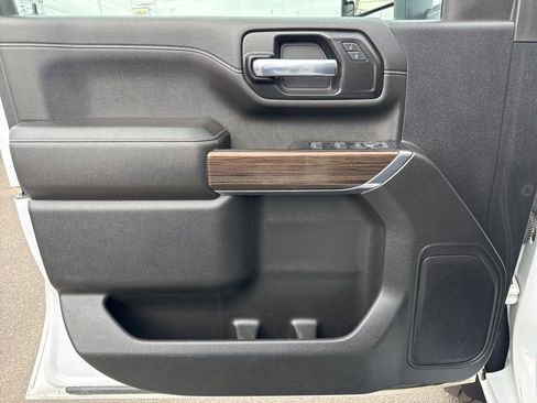 Used 2022 Chevrolet Silverado 2500 LT w/ Convenience Package image 26