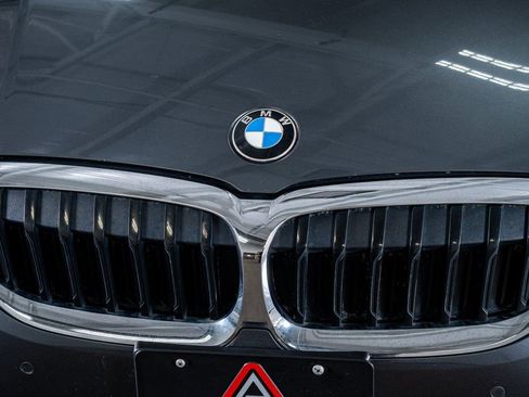 Used 2020 BMW 330i Sedan w/ Convenience Package image 16