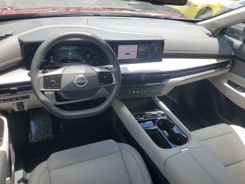 Certified 2025 Nissan Murano SL w/ Cargo Package AWD/4WD image 13