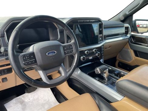 Used 2022 Ford F150 Lariat image 12
