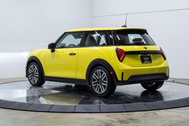Certified 2026 MINI Cooper S FWD image 8