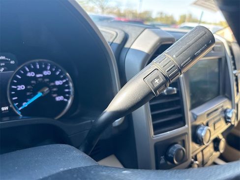 Used 2019 Ford F250 Lariat w/ Lariat Ultimate Package image 17