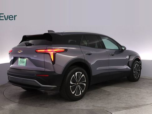 Used 2024 Chevrolet Blazer EV LT AWD/4WD image 3