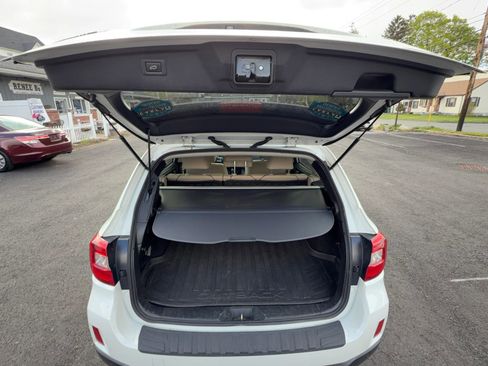 Used 2017 Subaru Outback 2.5i Limited image 18