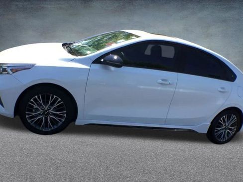 Used 2022 Kia Forte GT-Line w/ GT-Line Premium Package image 8