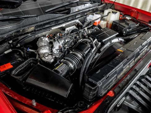 Used 2024 Chevrolet Silverado 3500 LT w/ Convenience Package image 46