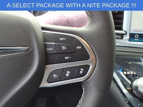 New 2026 Chrysler Pacifica Select image 18