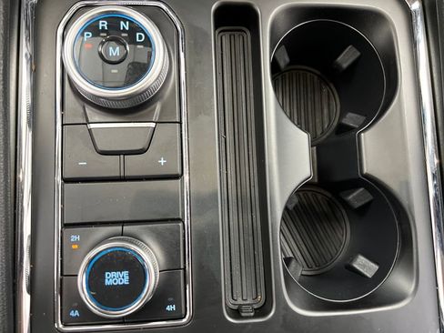 Used 2024 Ford Expedition XLT image 58