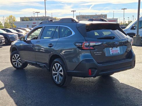Used 2022 Subaru Outback Premium image 15