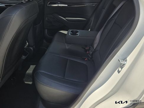 Certified 2024 Kia Seltos SX w/ SX Sunroof Package AWD/4WD image 11