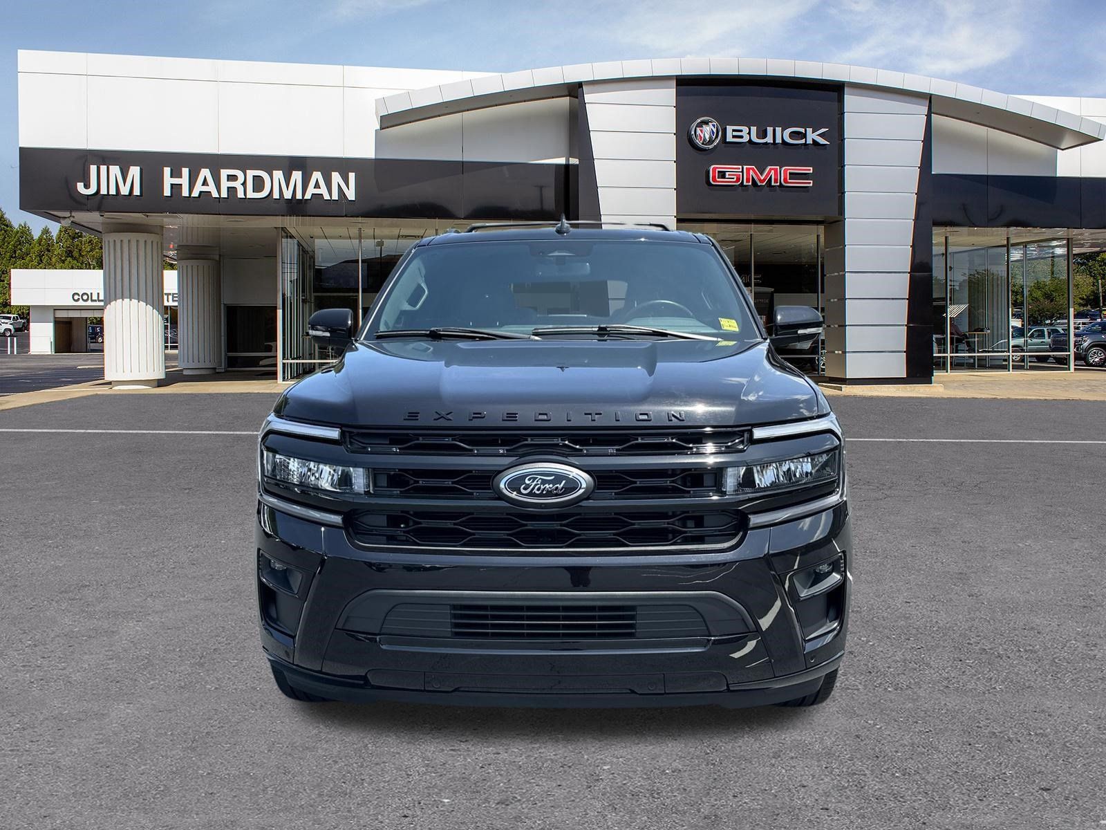 Used 2024 Ford Expedition Limited RWD image 2