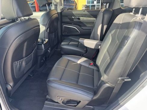 Certified 2023 Kia Telluride SX image 13