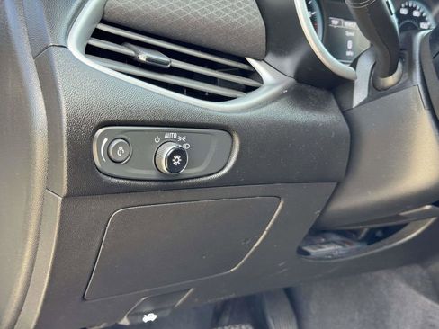 Used 2023 Chevrolet Malibu LT image 11