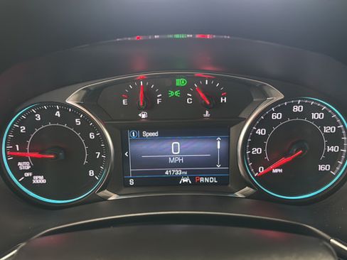 Used 2023 Chevrolet Equinox LT AWD/4WD image 17