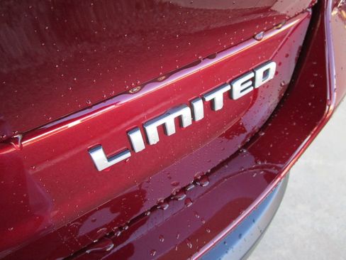 New 2025 Jeep Grand Cherokee L Limited w/ Luxury Tech Group II image 11