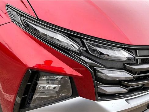 Certified 2025 Hyundai Tucson SEL FWD image 28