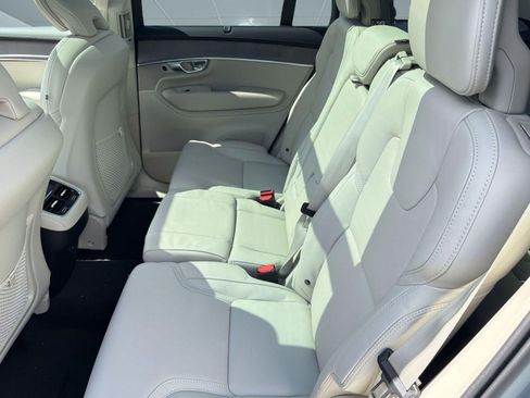 New 2026 Volvo XC90 B6 Ultra w/ Protection Package AWD/4WD image 24