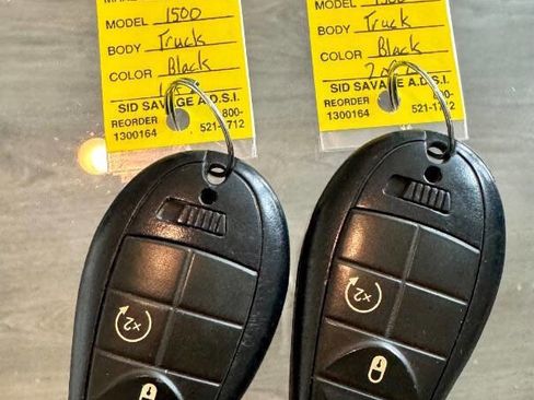 Used 2017 RAM 1500 Express image 19