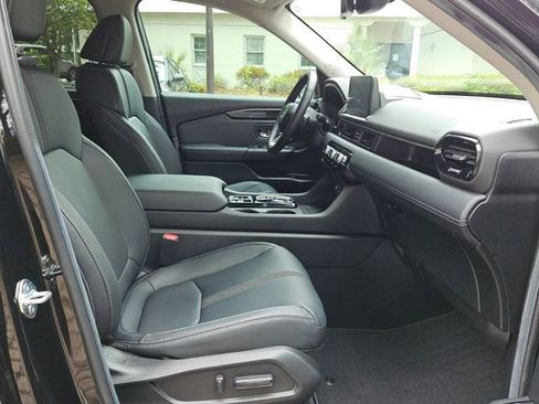 Certified 2025 Honda Pilot EX-L image 15