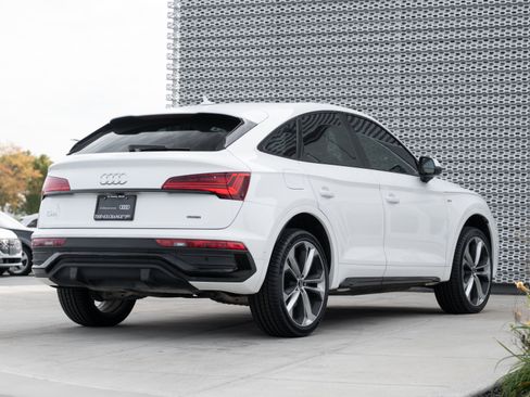 Certified 2023 Audi Q5 2.0T Prestige w/ Prestige Package image 4