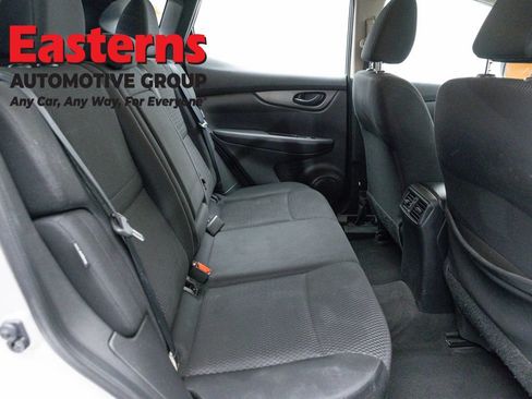 Used 2020 Nissan Rogue Sport S AWD/4WD image 22