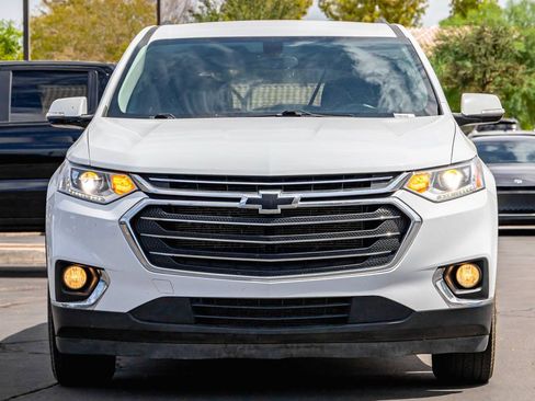 Used 2020 Chevrolet Traverse LT FWD image 4