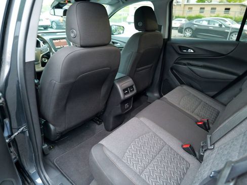 Used 2023 Chevrolet Equinox LT AWD/4WD image 24