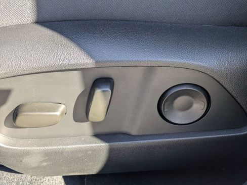 New 2026 Chevrolet Equinox ACTIV w/ Convenience Package III image 16