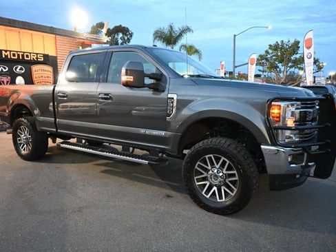 Used 2018 Ford F350 Lariat w/ Lariat Ultimate Package image 14