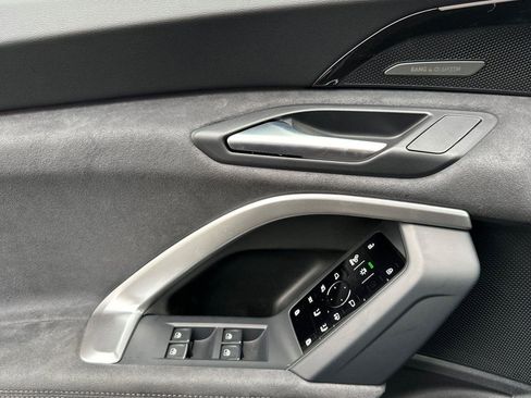 New 2025 Audi SQ5 Premium Plus image 10