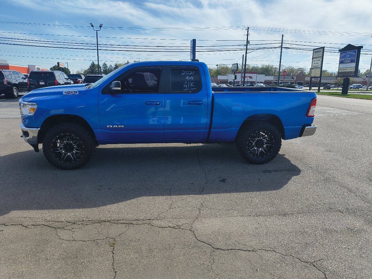 Used 2021 RAM 1500 Big Horn AWD/4WD image 9