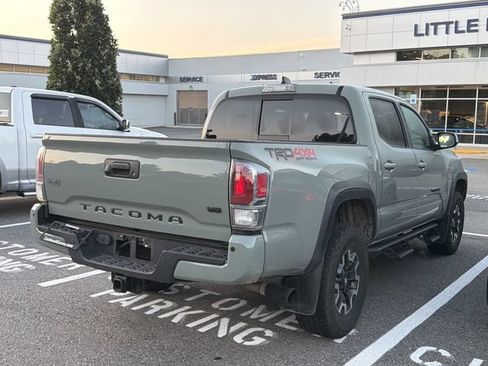 Used 2023 Toyota Tacoma TRD Off-Road w/ Technology Package AWD/4WD image 6