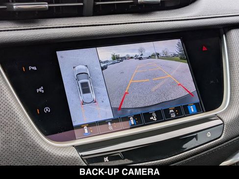 Used 2025 Cadillac XT5 Sportv w/ LPO, Red Accent Package AWD/4WD image 6
